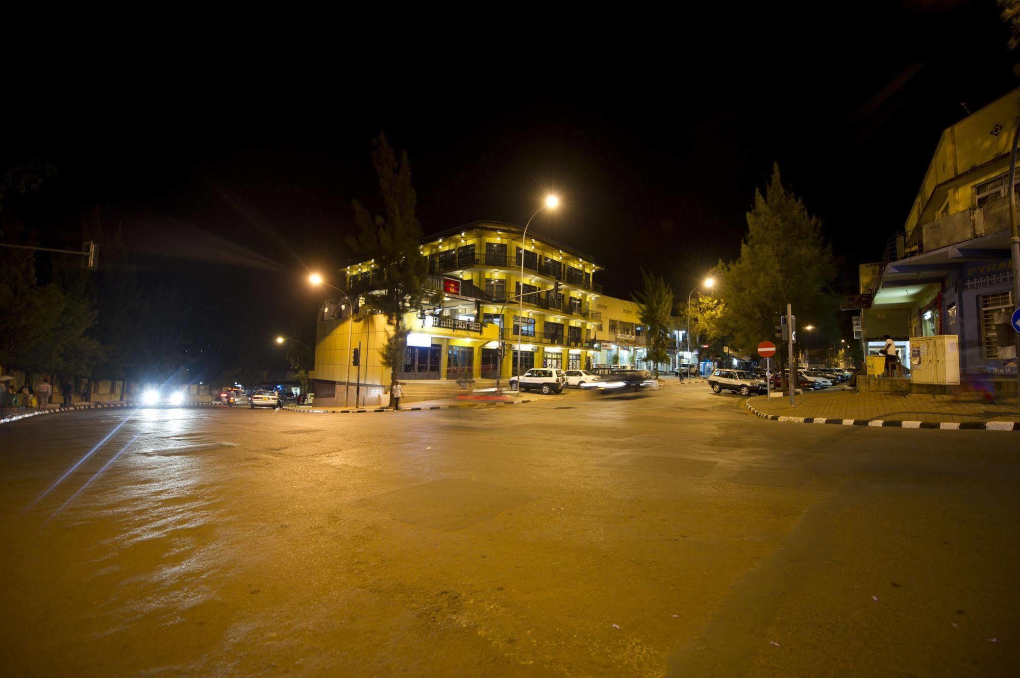 Gloria Hotel Kigali Esterno foto
