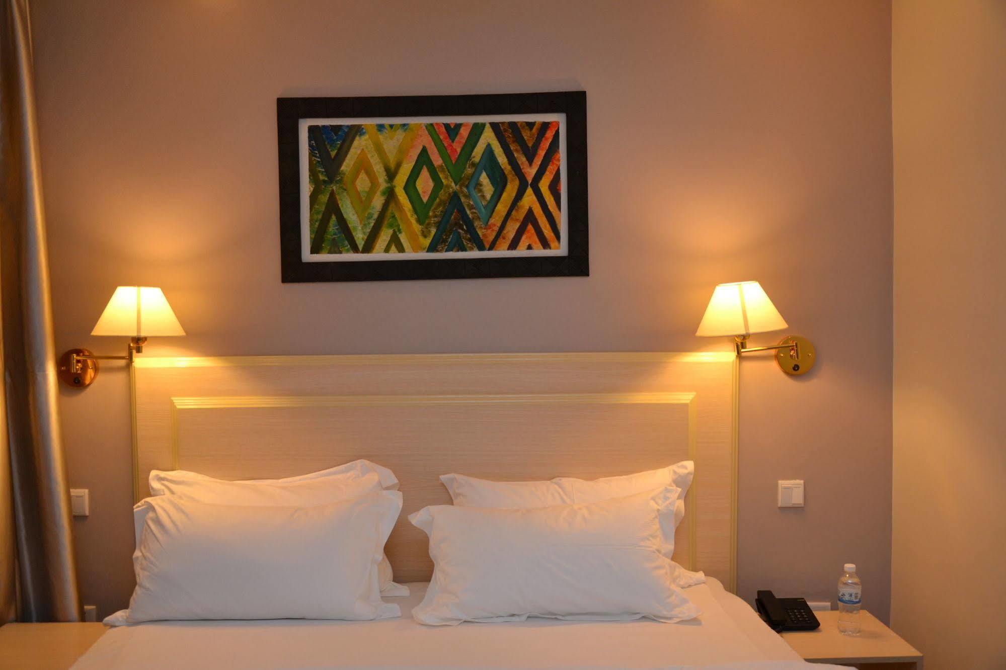 Gloria Hotel Kigali Esterno foto