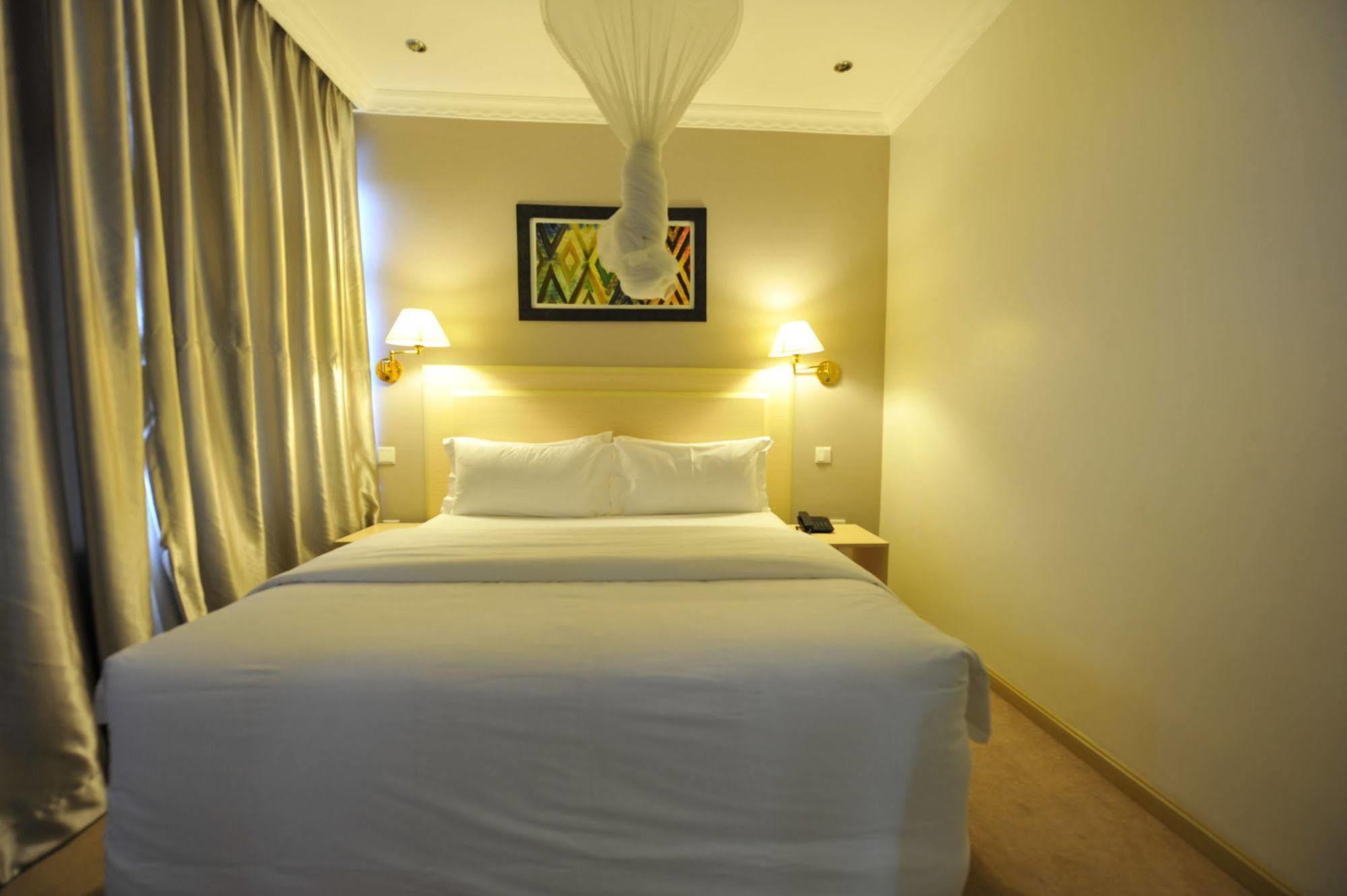 Gloria Hotel Kigali Esterno foto
